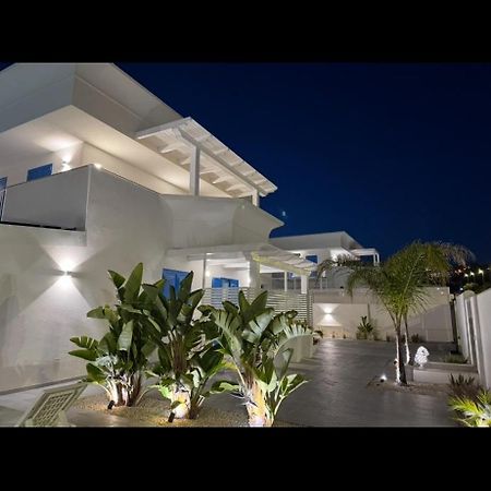 ריאלמונטה Onda Bianca Luxury Apartments מראה חיצוני תמונה
